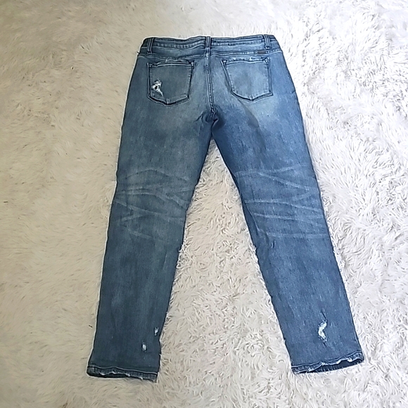 Kancan medium wash distressed jeans - Picture 2 of 4